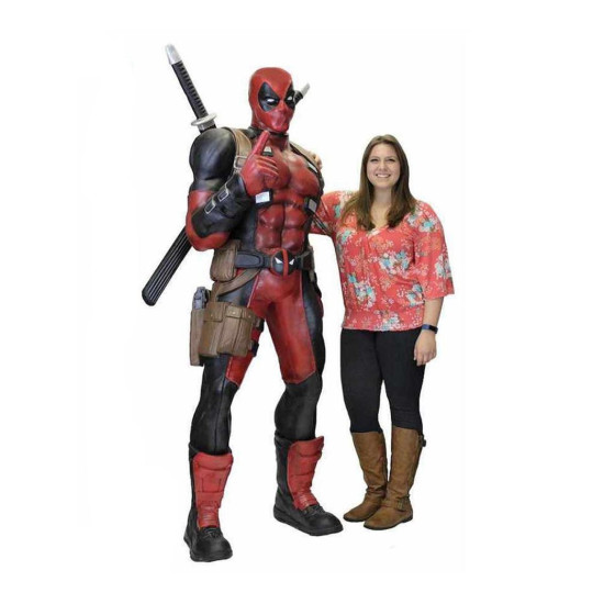 FIGURA NECA MARVEL DEADPOOL TAMAÑO REAL Figuras FIGURA NECA MARVEL DEADPOOL TAMAÑO REAL Figuras