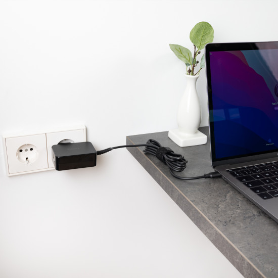 CARGADOR PORTATIL TOOQ GAN USB - C PD Baterías y cargadores portátiles CARGADOR PORTATIL TOOQ GAN USB - C PD Baterías y cargadores portátiles